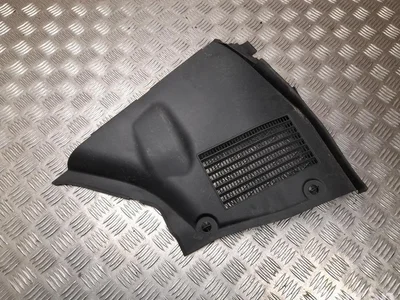 Mercedes-Benz A 206 830 13 00 / A2068301300 C-Class estate (S206) 2022 Garniture de capot d'essuie glace - Image 1