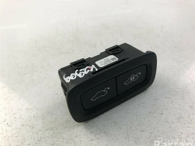 Volvo 31674801 XC40 2019 Bouton du coffre à bagages - Image 1