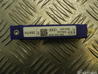 Audi 8W9 035 225 / 8W9035225 A4 Avant (8W5, B9) 2016 Antenne - Image 1