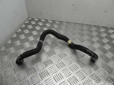 Jaguar J9D3-8D152-AD / J9D38D152AD I-PACE 2019 Tuyau de radiateur - Image 1