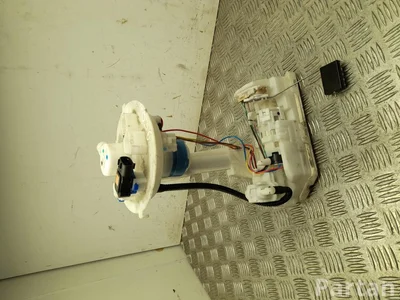 Toyota 77020-42270 / 7702042270 RAV 4 V 2022 Unité d'alimentation en carburant - Image 1