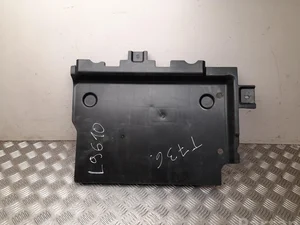 Renault 743153678R KANGOO III 2021 Cadre