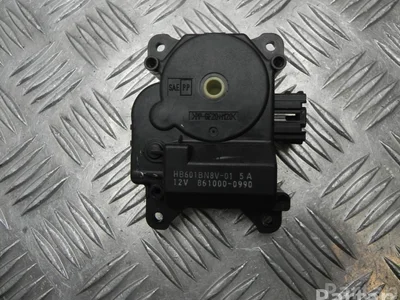 Mazda 861000-0990 / 8610000990 3 Saloon (BK) 2005 Moteur de réglage pour volet de régulation - Image 1