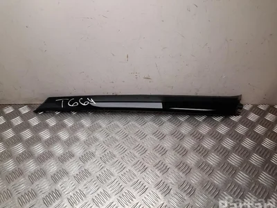 Nissan 768366PA0B JUKE (F16) 2021 Garniture /moulage Right Front - Image 1