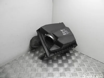 Vauxhall 13311896 ZAFIRA Mk III (P12) 2014 Boîtier de filtre à air - Image 1