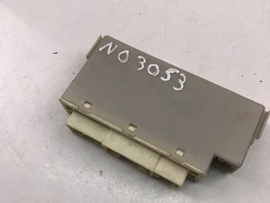 Toyota 82641-12290 / 8264112290 COROLLA Saloon (_E18_, ZRE17_) 2015 Relais