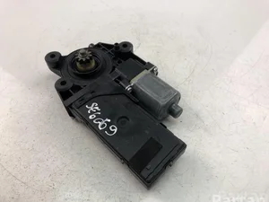 Renault 807315510R MEGANE III Hatchback (BZ0_) 2011 Moteur de lève-vitre