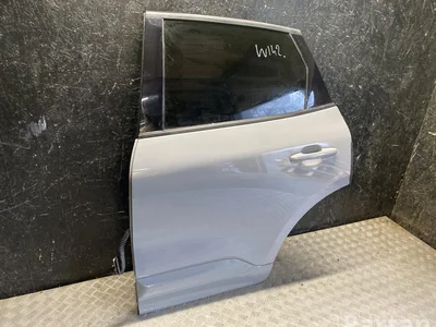 Ford Kuga III 2024 Porte Left Rear - Image 1