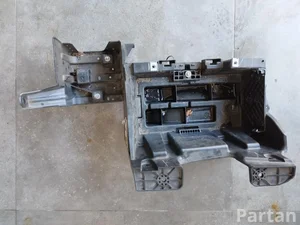 RAM 68292465AC 1500 CLASSIC Crew Cab Pickup (DS) 2020 Akumuliatoriaus padas