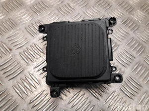 Hyundai 95560-BE9000 / 95560BE9000 Kona II 2023 Bouton de chargement sans fil