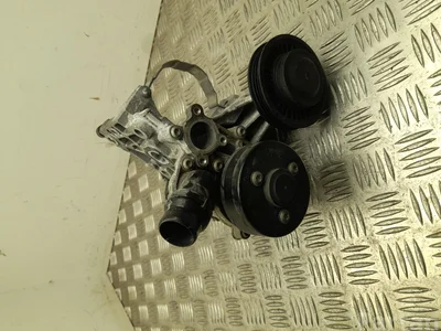 BMW 8650987 3 (G20) 2019 Pompe à eau - Image 1