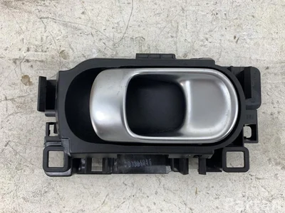 Citroën 9823893680 C5 AIRCROSS (A_) 2019 Poignet de porte Right Rear - Image 1
