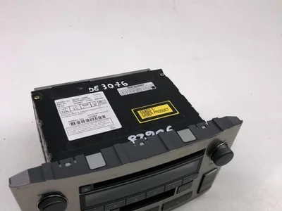 Toyota 86120-05080 / 8612005080 AVENSIS (_T25_) 2007 CD-Radio - Bild 1