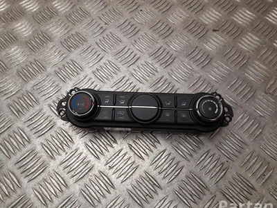 Maxus C00188950 Deliver 9 2024 Contrôle automatique de la climatisation - Image 1