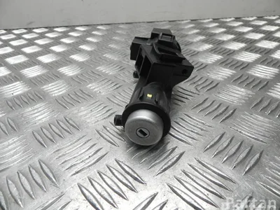 Ford BV6N-3F642-AE / BV6N3F642AE FOCUS III 2015 cylindre de serrure pour allumage - Image 1