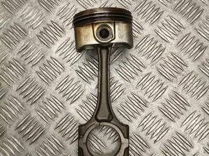 Toyota 1320139185, 1320109A30 AURIS TOURING SPORTS (_E18_) 2016 Stūmoklis