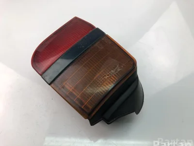 Mitsubishi SPACE WAGON (N3_W, N4_W) 1997 Feu arrière - Image 1