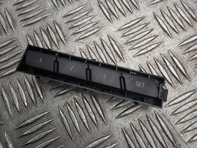 Volkswagen 7P1 959 769 B / 7P1959769B TOUAREG (7P5) 2013 Memory switch for seat adjustment - Image 1