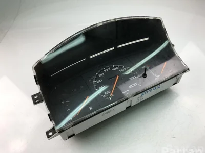 Mazda GK88B 626 IV (GE) 1991 Tableau de bord - Image 1