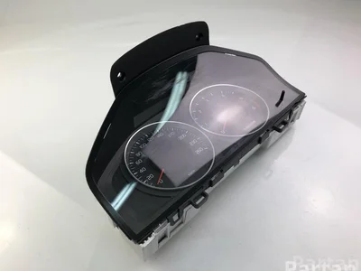 Volvo 31327581AA V60 2012 Dashboard (instrument cluster) - Image 1