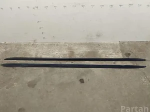 Audi 8T0854931A, 8T0854932A A5 (8T3) 2010 Garniture de seuil  complect