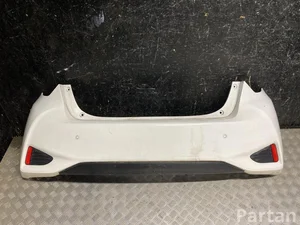 Toyota YARIS (_P13_) 2020 Zderzak z tyłu