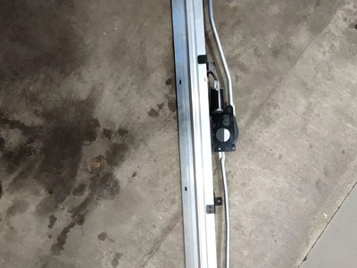 Jaguar 993500001600 XJ (X351) 2012 Rideau de coffre - Image 1