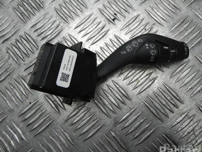 Ford F1ET-17A553-BA / F1ET17A553BA FOCUS III Turnier 2016 Levier /Interrupteur de lave-glace/nettoyage - Image 1