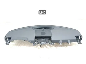 Land Rover L8B2-04304-BJ8PVJ / L8B204304BJ8PVJ Defender Station Wagon (L663) 2022 Deska rozdzielcza