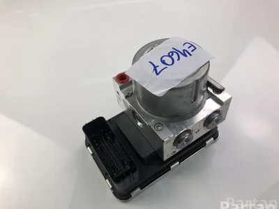 Volvo P31680101 V90 II 2017 Unité de commande hydraulique ABS - Image 1