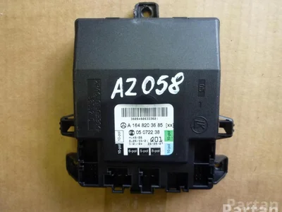 Mercedes-Benz A 164 820 36 85 / A1648203685 R-CLASS (W251, V251) 2008 Unité de commande pour porte - Image 1