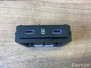 Renault 284H35397R AUSTRAL 2024 Multimedijos sąsaja su valdymo bloku