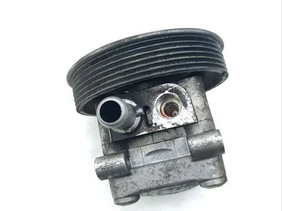 Maserati 7617955171, 7611332155 GRAN TURISMO 2012 Servobomba - Imagen 1