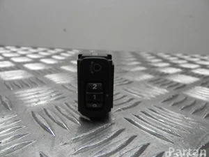 Mitsubishi 0K15 ASX (GA_W_) 2011 Réglage de la hauteur de l'interrupteur