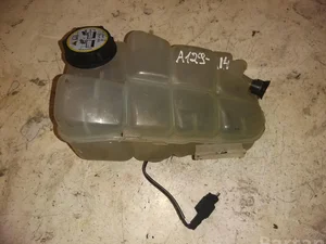 Volvo 31338764 V40 Hatchback 2013 Vase d'expansion du liquide de refroidissement