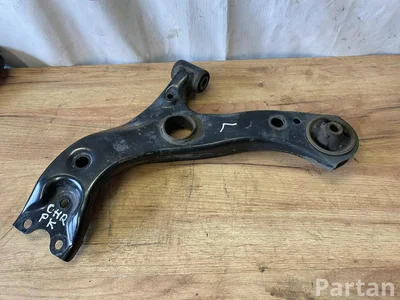 Toyota C-HR (_X1_) 2020 Priekinė  apatinė lenkta šakė kairė - Paveiksliukas 1