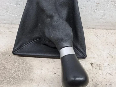 BMW 2284057 5 Touring (F11) 2012 Pavarų svirties apvalkalas - Nuotrauka 1