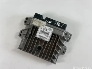 Renault 237101989R; 237101990R / 237101989R, 237101990R CLIO III (BR0/1, CR0/1) 2008 Control unit for engine