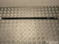 Polestar 4 2025 Durų stiklo rėmo apdaila dešinė priekis