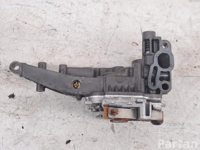 Mercedes-Benz R2781810601, A2781810012 C-CLASS (W205) 2018 Oil Pump - Image 1