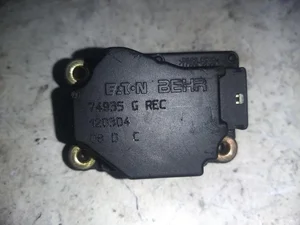 Volvo 74935 XC90 I 2005 Moteur de réglage pour volet de régulation