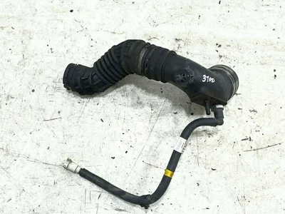 Maserati 670101975 LEVANTE 2017 Oro paėmimas/ įsiurbimo ortakis - Paveiksliukas 1