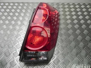 Nissan 26550 5200 / 265505200 QUEST (V42) 2005 Feu arrière
