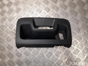 Mercedes-Benz A 447 680 73 04 / A4476807304 VITO Box (W447) 2025 Compartimento