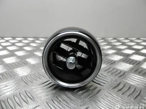 Mercedes-Benz A 205 830 02 01 / A2058300201 C-CLASS (W205) 2015 Évent