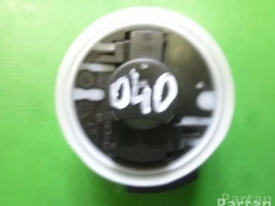 Mercedes-Benz A 222 905 15 00 / A2229051500 C-CLASS (W205) 2016 Débitmètre d'air - Image 1