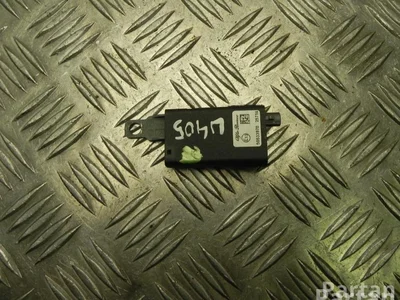 Alfa Romeo 50533970 GIULIA (952_) 2016 Antenne - Image 1