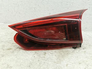 Mazda B45C513F0 3 (BM) 2018 Feu arrière