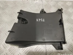 Jaguar GX7317E762AB XE (X760) 2017 Prise d'air / Conduit d'air d'admission