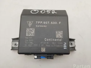 Porsche 7PP907530F CAYENNE (92A) 2011 Interface de diagnostic (passerelle)